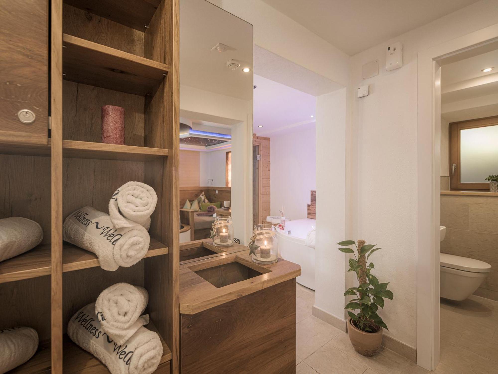 Apart Central - Premium Mountain&Garden Mayrhofen Kamer foto