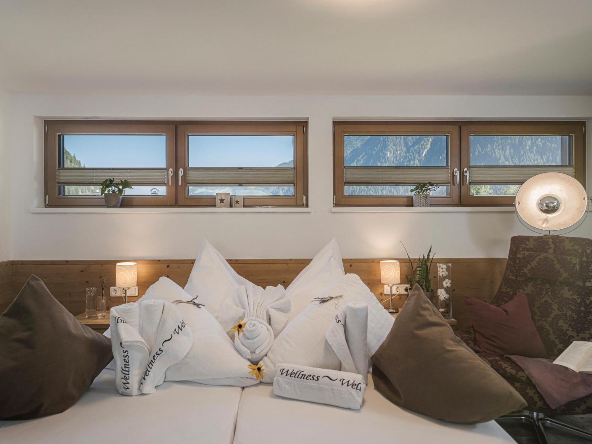 Apart Central - Premium Mountain&Garden Mayrhofen Kamer foto
